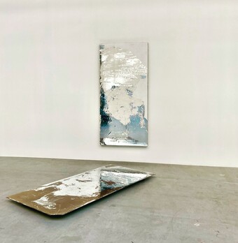 Carrie Yamaoka (*1957), purple x gray redux, 1997/2022/2024, © Courtesy the artist