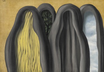 Surrealistisches Gemälde von vier stilisierten menschlichen Umrissen mit unterschiedlichen Mustern auf gelbem Hintergrund