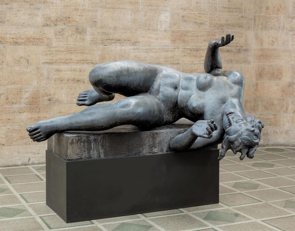 Aristide Maillol (1861 - 1944), Der Fluss, 1947, Blei, 124 x 230 x 163 cm © Hamburger Kunsthalle / bpk Foto: Christoph Irrgang